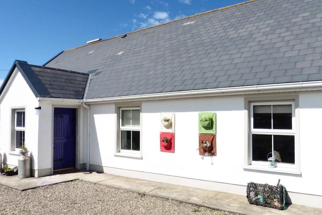 Hotel Into The Burren Murroogh Exterior foto